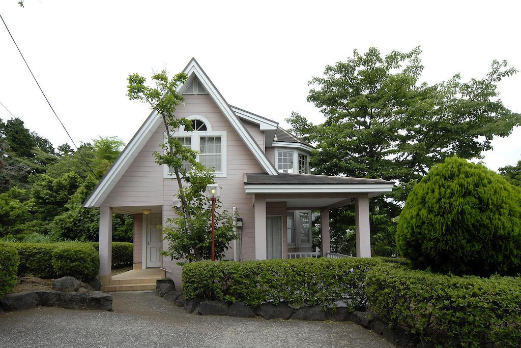 Izumigo Izukogen Dog Paradise Hotel & Cottage Ito  Exterior foto